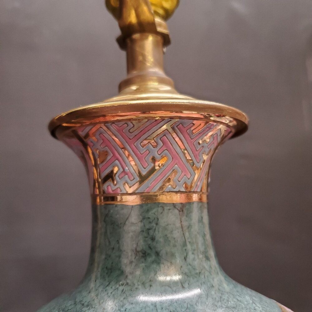 Vintage Chinoiserie Floral Urn Table Lamp - Picture 8 of 12